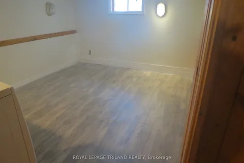 1223 SUNNINGDALE Road, London North, ON N5X 4B1