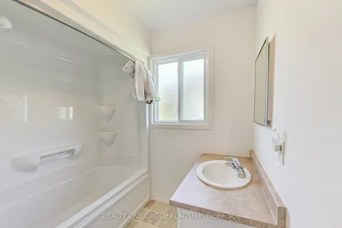 113 Bay Street, Blue Mountains, ON N0H 2P0
