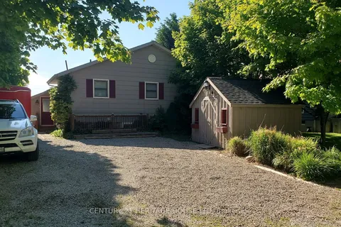 72147 Lake Shore Drive, Bluewater, ON N0M 1N0