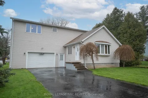 45 Ridgeway Road, Fort Erie, ON L0S 1B0