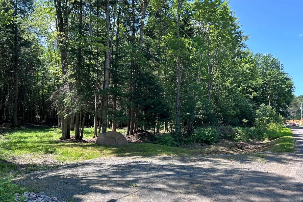 63 Annie Mayhew Road, Madawaska Valley, ON K0J 1L0