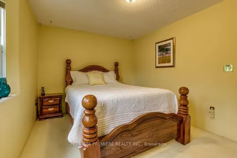 171 Sterling Street, London East, ON N5Y 1Z1