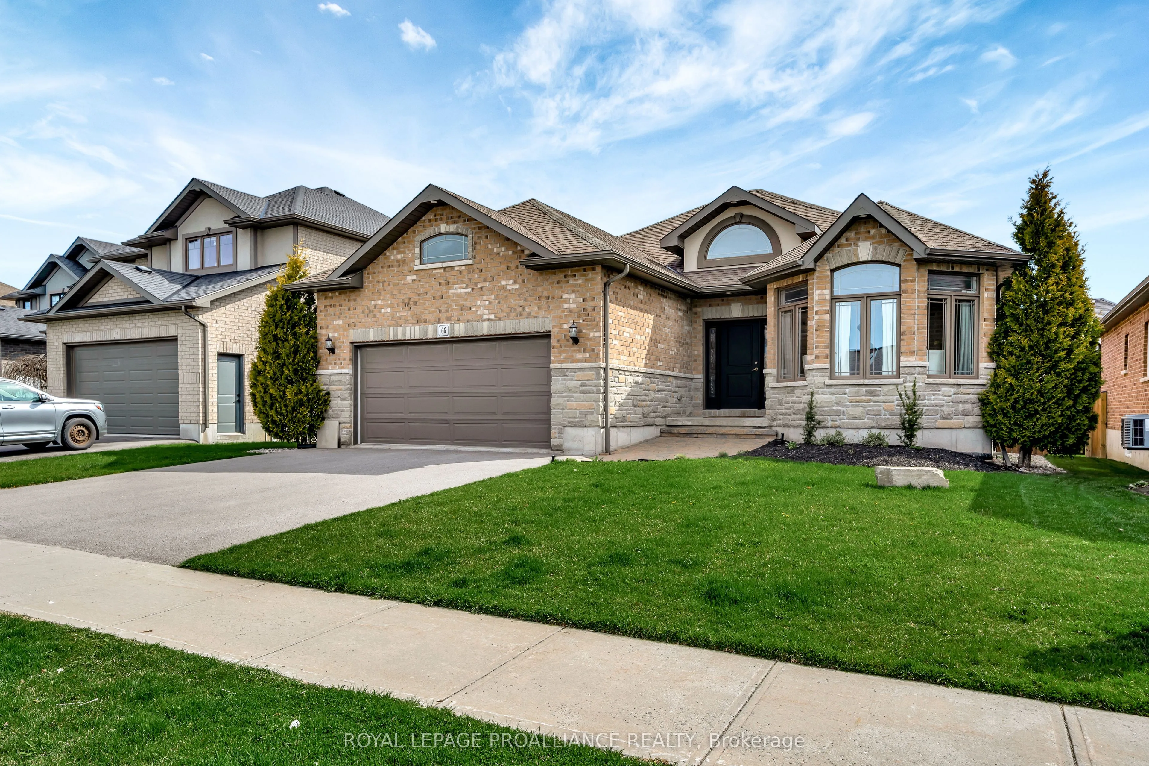 66 Scenic Drive, Belleville, ON K8N 0C6