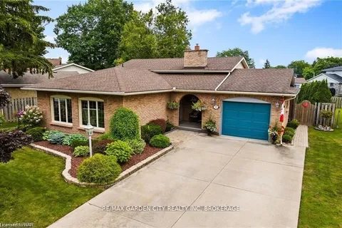 55 SHERWOOD FOREST Trail, Welland, ON L3C 5X7
