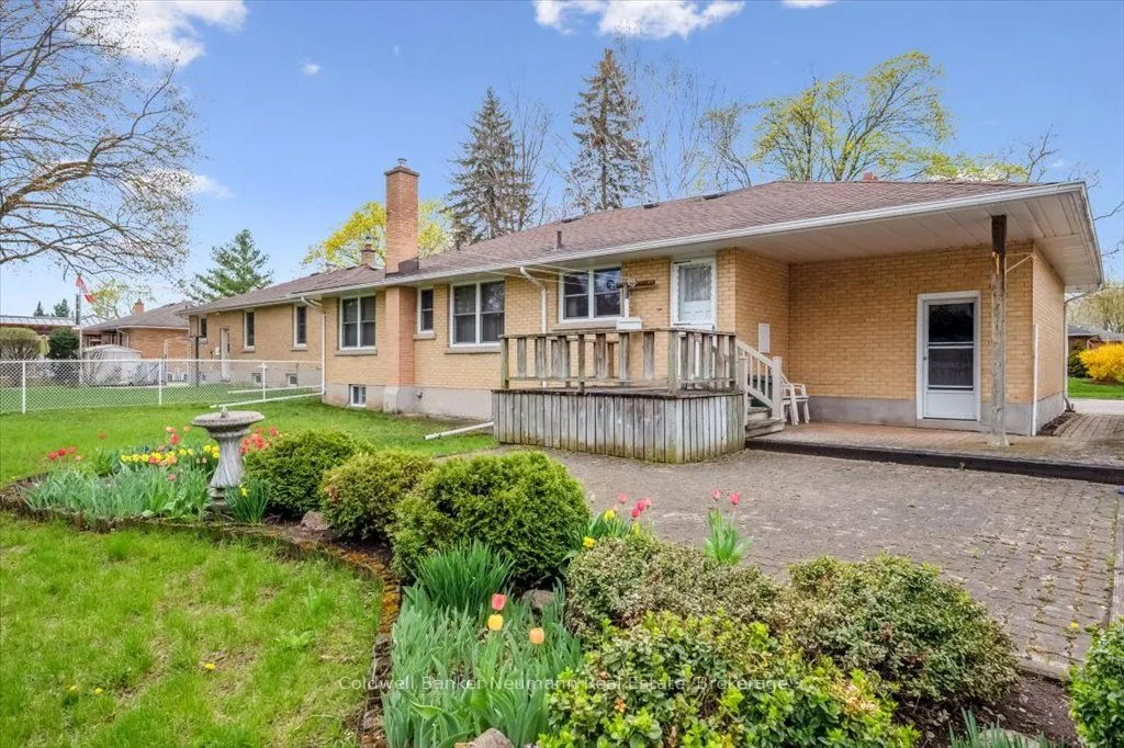 13 Campion Avenue, Guelph, ON N1H 5L2