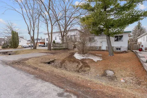 924 Beauchamp Avenue, Orleans - Convent Glen and Area, ON K1C 3A8
