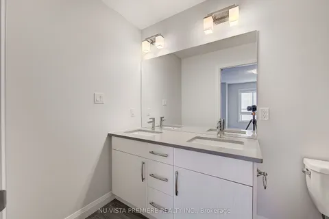 1820 Canvas Way, London North, ON N5X 0N5