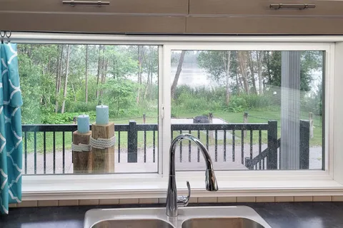 657 Thunder Bridge Road, Kawartha Lakes, ON K9V 4R1