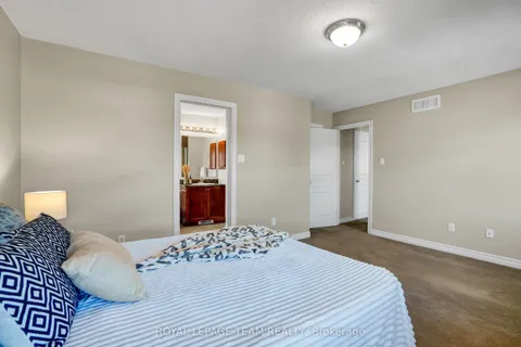 74 MADELON Drive, Barrhaven, ON K2J 5C5