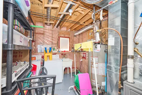 173 Autumn Crescent, Welland, ON L3C 7K2
