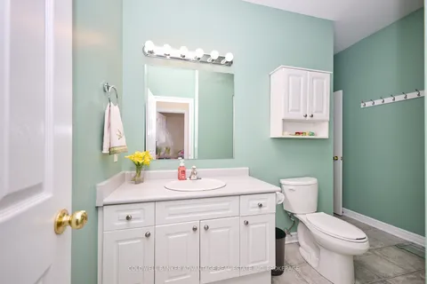 173 Autumn Crescent, Welland, ON L3C 7K2