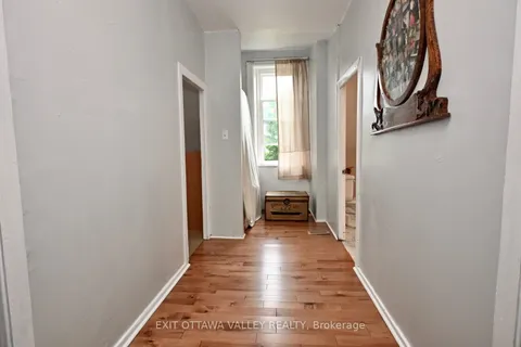 27 Grace Street, Whitewater Region, ON K0J 2L0