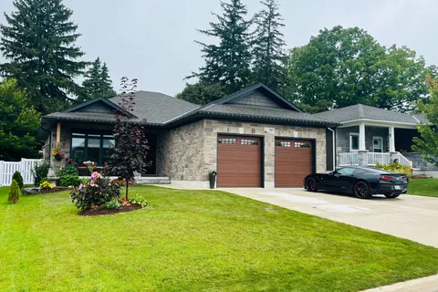 661 Gloria Street, North Huron, ON N0M 1H0