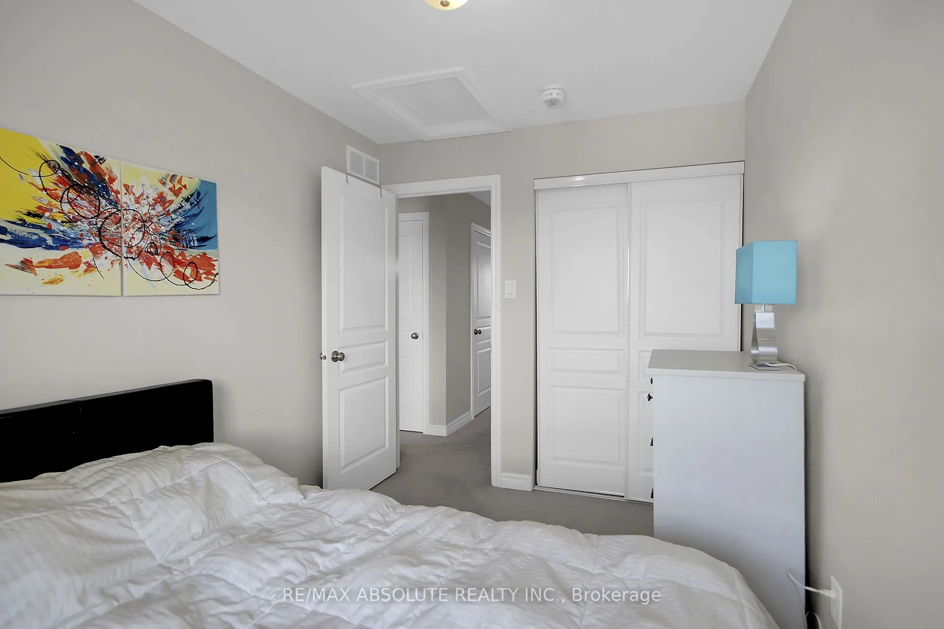 327 Twinflower Way, Barrhaven, ON K2J 5Z6