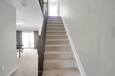 327 Twinflower Way, Barrhaven, ON K2J 5Z6