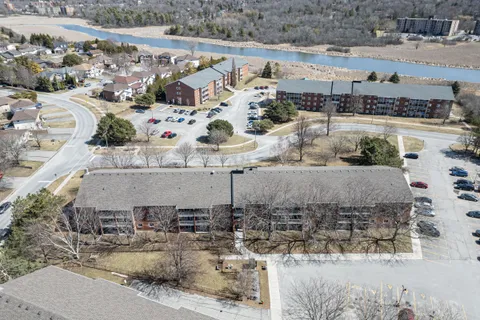 573 Armstrong Road, Kingston, ON K7M 8J8