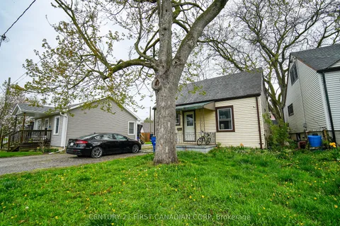 19 Montgomery Drive, Chatham-Kent, ON N8A 1P2