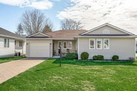11 Monroe Court, Prince Edward County, ON K0K 3L0