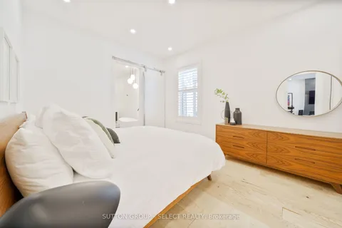 301 Cheapside Street, London East, ON N6A 2A3