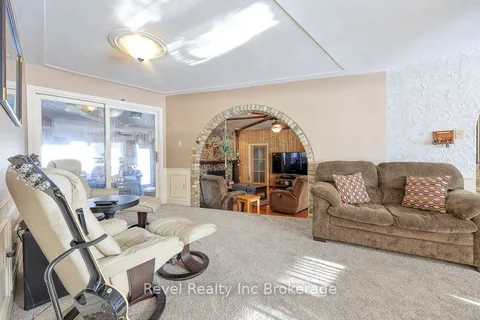 3880 Dundas Street, Thames Centre, ON N5V 5C6