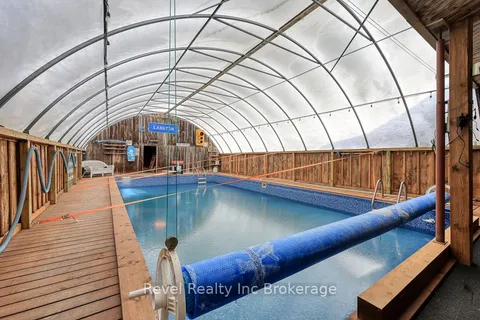 3880 Dundas Street, Thames Centre, ON N5V 5C6