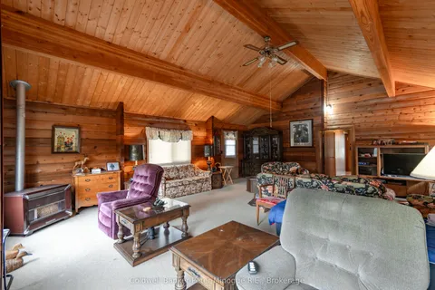 37 Red Cedar Road, Temagami, ON P0H 1T0