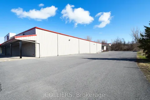 1850 Vincent Massey Drive, Cornwall, ON K6H 5R6