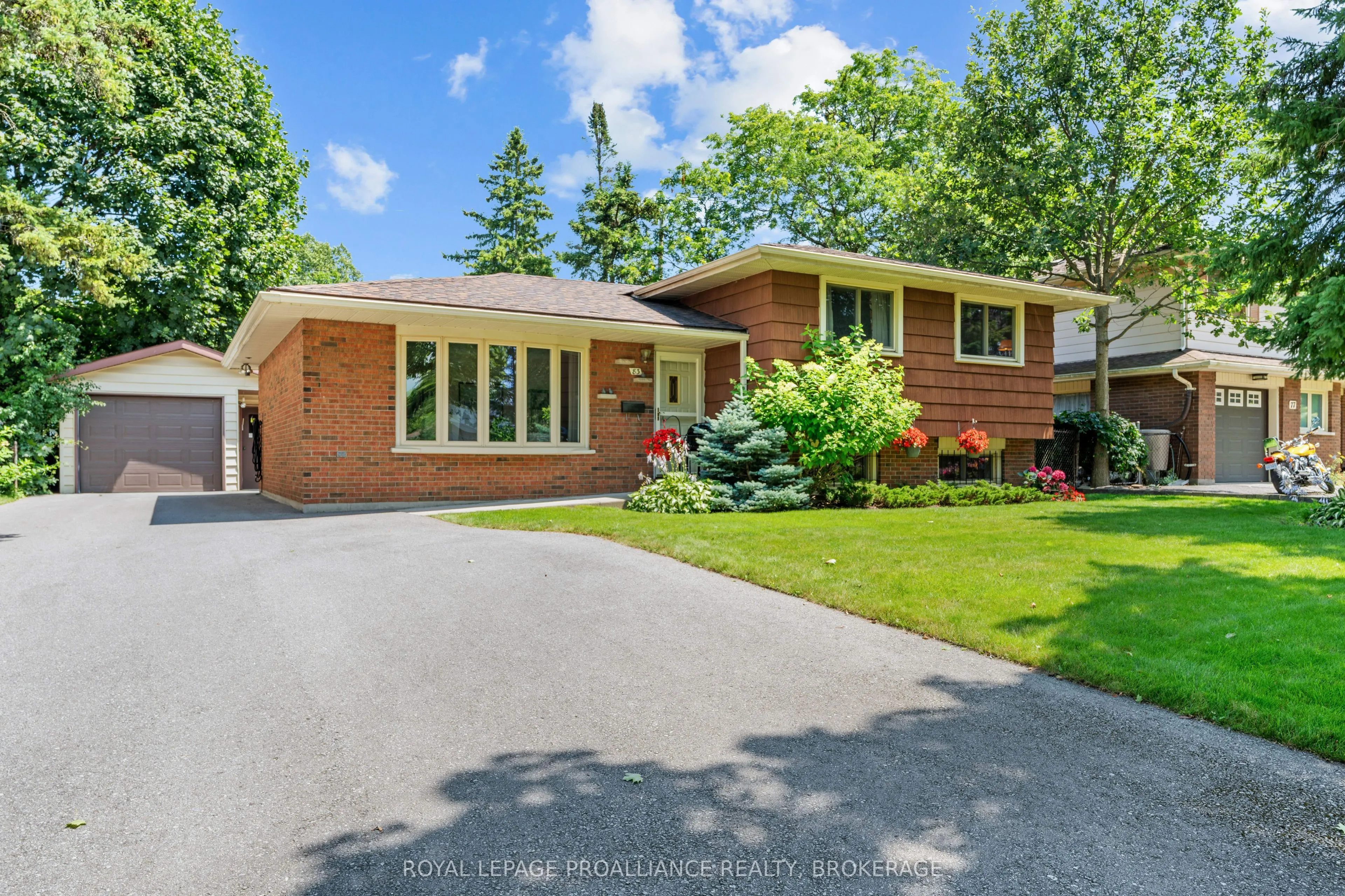 83 QUEEN MARY Road, Kingston, ON K7M 2A3