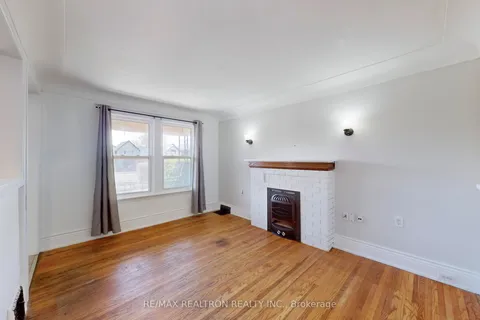 135 Birch Avenue, Hamilton, ON L8L 6H8