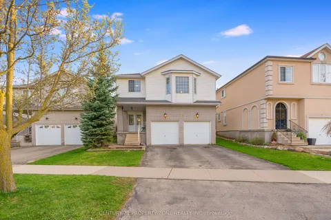 359 Otterbein Road, Kitchener, ON N2B 3V9