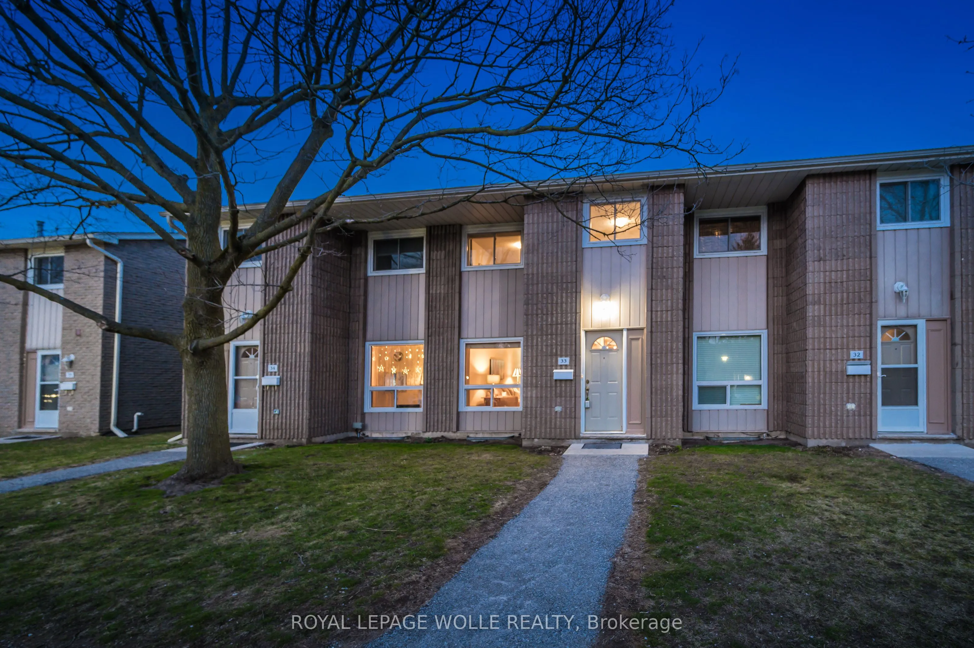 25 Upper Canada Drive, Kitchener, ON N2P 1G2