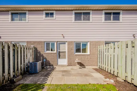 25 Upper Canada Drive, Kitchener, ON N2P 1G2