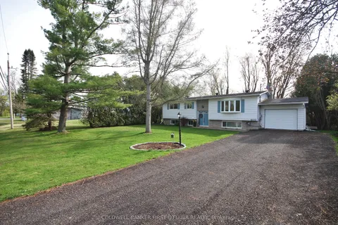 4132 Broadway Street, Greely - Metcalfe - Osgoode - Vernon and Area, ON K0A 3J0