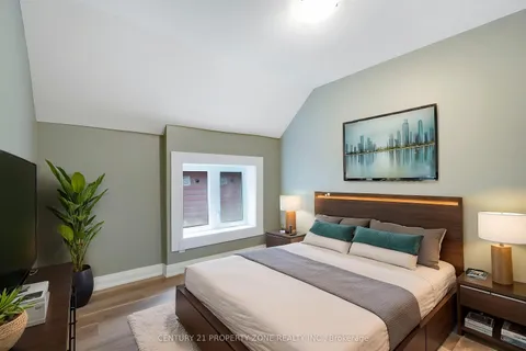 334 Gage Avenue, Hamilton, ON L8L 7A7