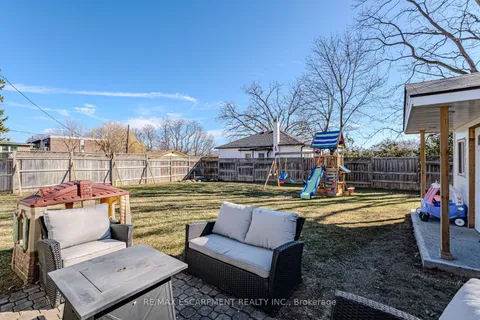 37 Queen Street, Brant, ON N3L 1C5