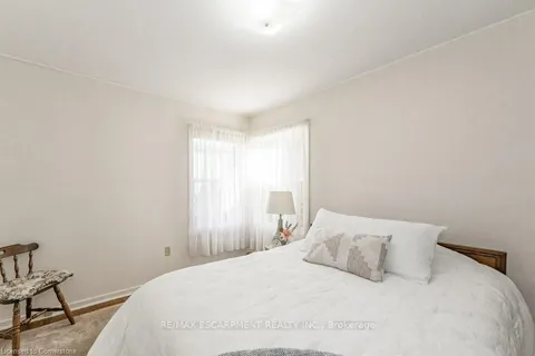 43 Munn Street, Hamilton, ON L8V 1K1