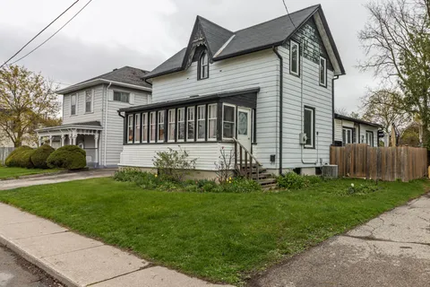 15 East Park Drive, Woodstock, ON N4S 3M9