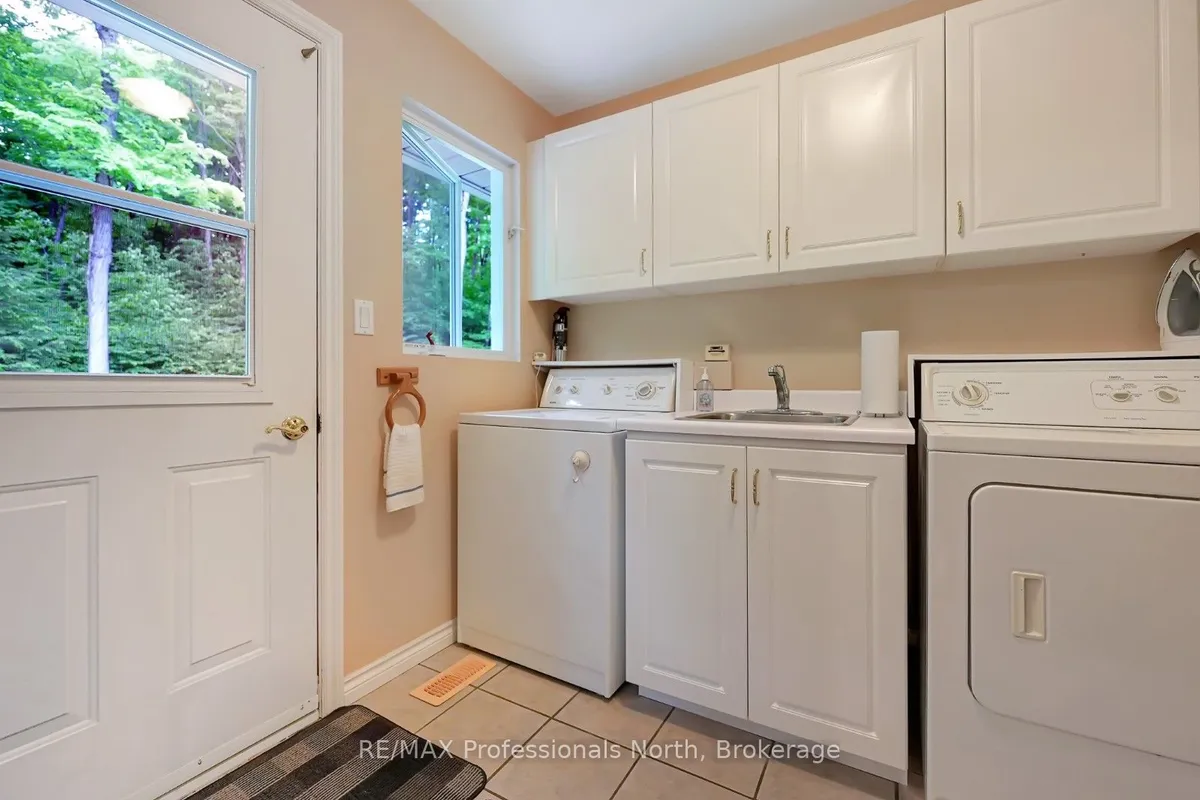 1930 Trappers Trail, Dysart et al, ON K0M 1S0