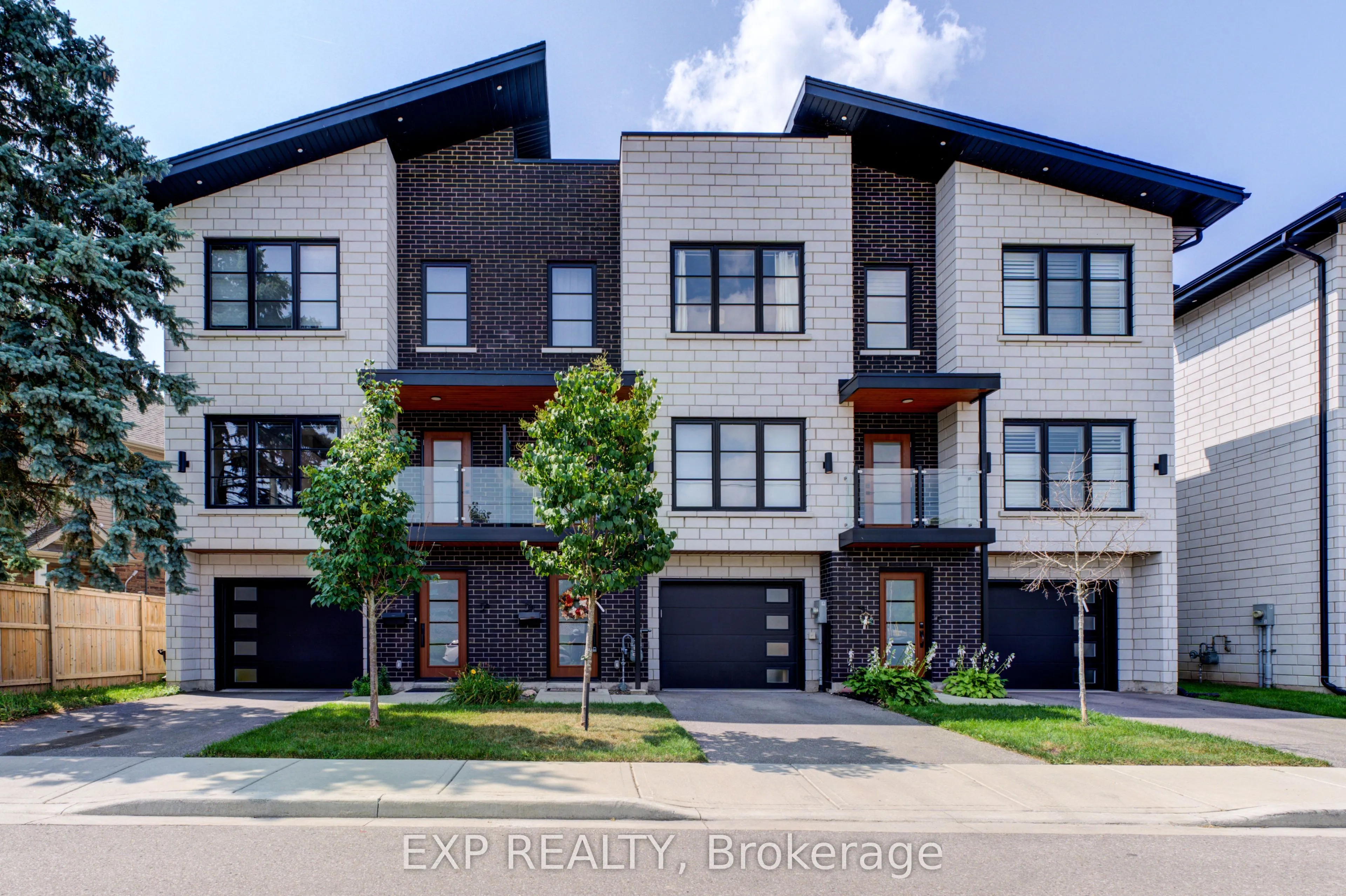 3 Spring Lane, Brantford, ON N3T 4M2