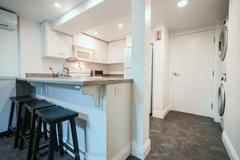 924 Bermuda Avenue, ON K1K 0V6