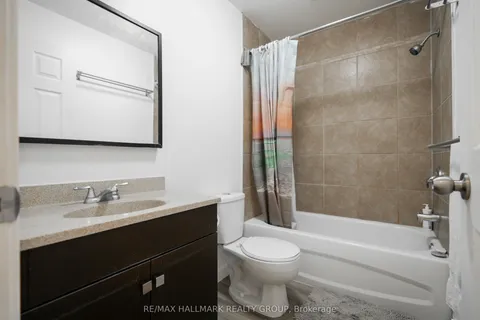 924 Bermuda Avenue, ON K1K 0V6