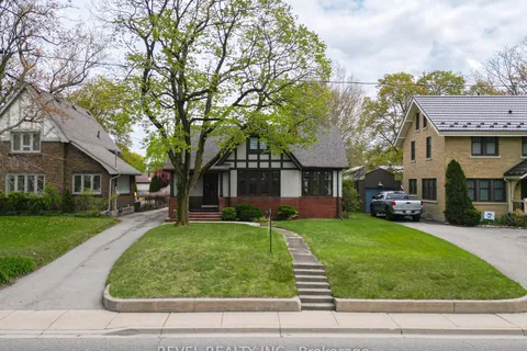 215 Grand River Street, Brant, ON N3L 2N4