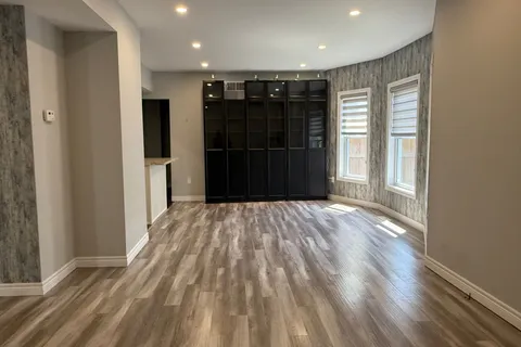 264 Henrietta Street, Fort Erie, ON L2A 2K7