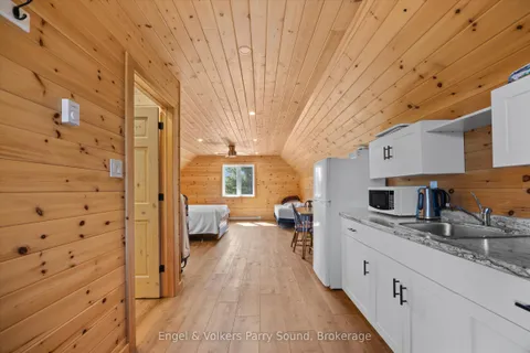 201 Loch Erne Road, Parry Sound, ON P2A 2W7