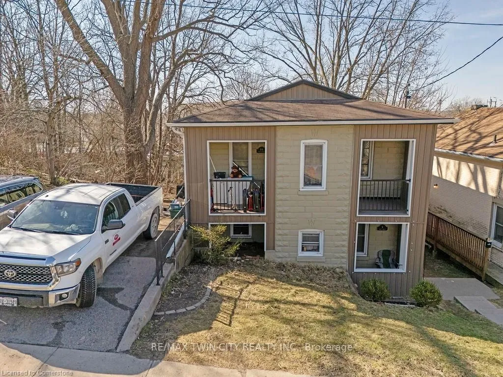 9 Mary Street, Brant, ON N3S 3A7
