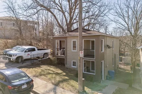 9 Mary Street, Brant, ON N3S 3A7