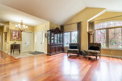 18 Martha Court, Pelham, ON L0S 1C0