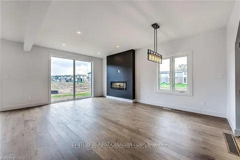 249 HESSELMAN Crescent, ON N6M 0K3