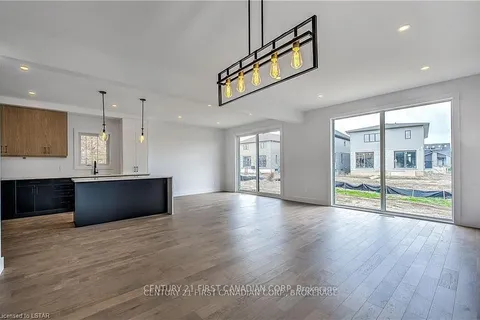 249 HESSELMAN Crescent, ON N6M 0K3