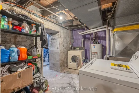 374 Barrie Street, Kingston, ON K7K 3T4
